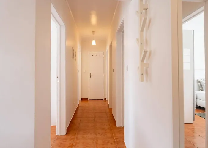 Olivais Metro 3br By Perfect Getaway ליסבון